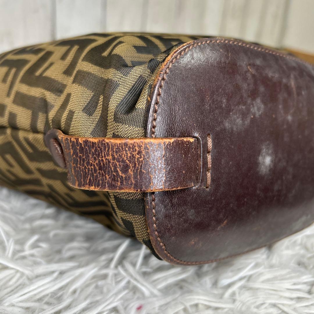 FENDI ズッカ　ロゴ　ハンドバッグ　FF ナイロン　レザー　ブラウン