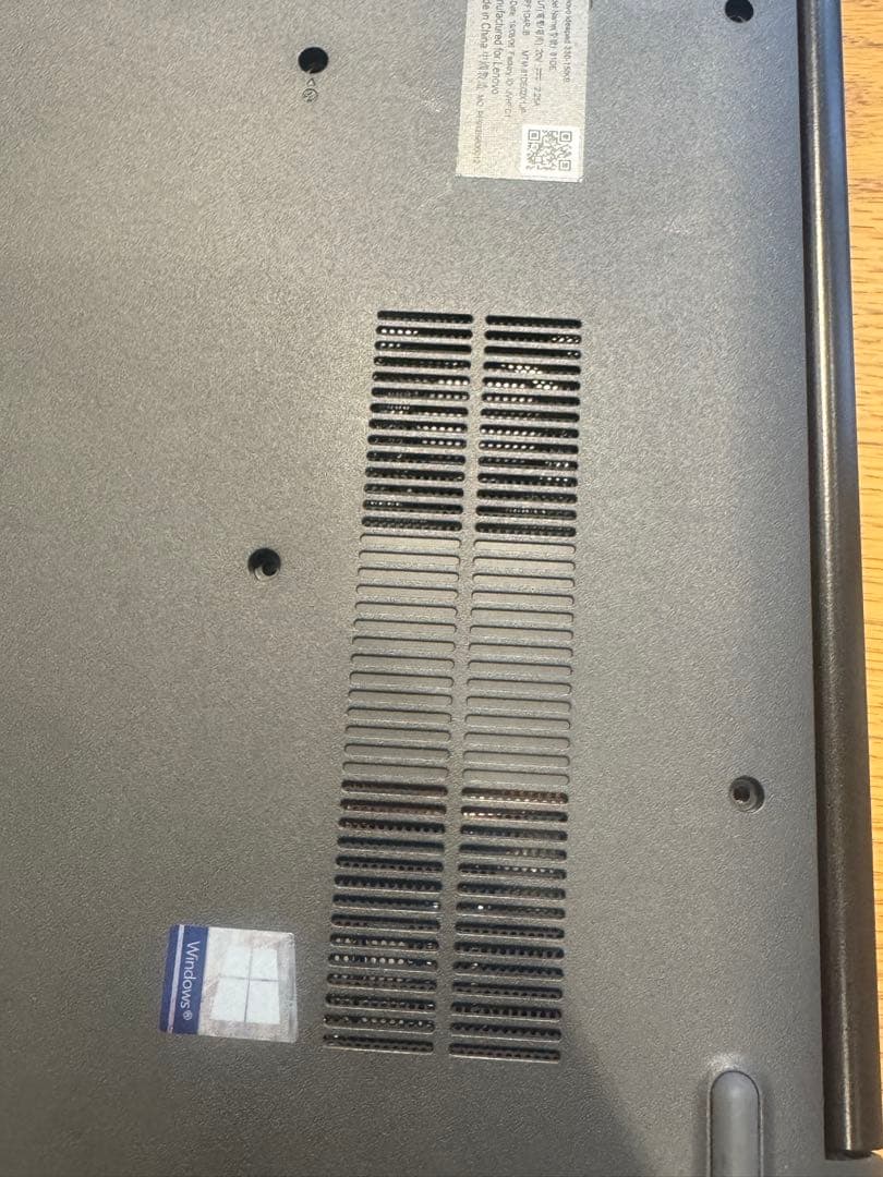 ideapad 330-15 i5 8GB 75GB HHD ￼第8世代