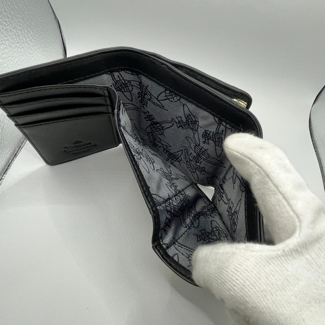 Vivienne Westwood 特価 がま口 定番マット 折財布 黒 型押し