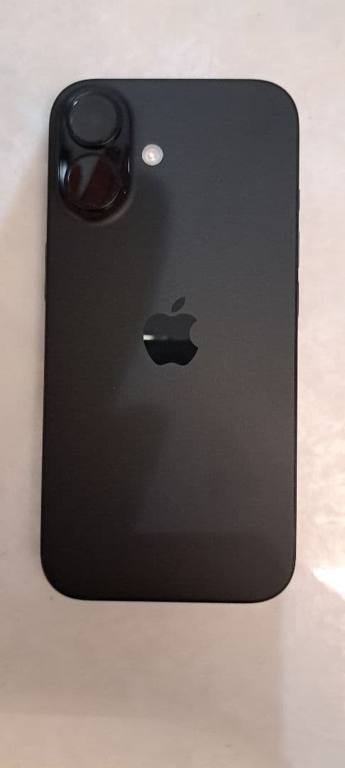 Apple iPhone 16ブラック本体SIMフリー
