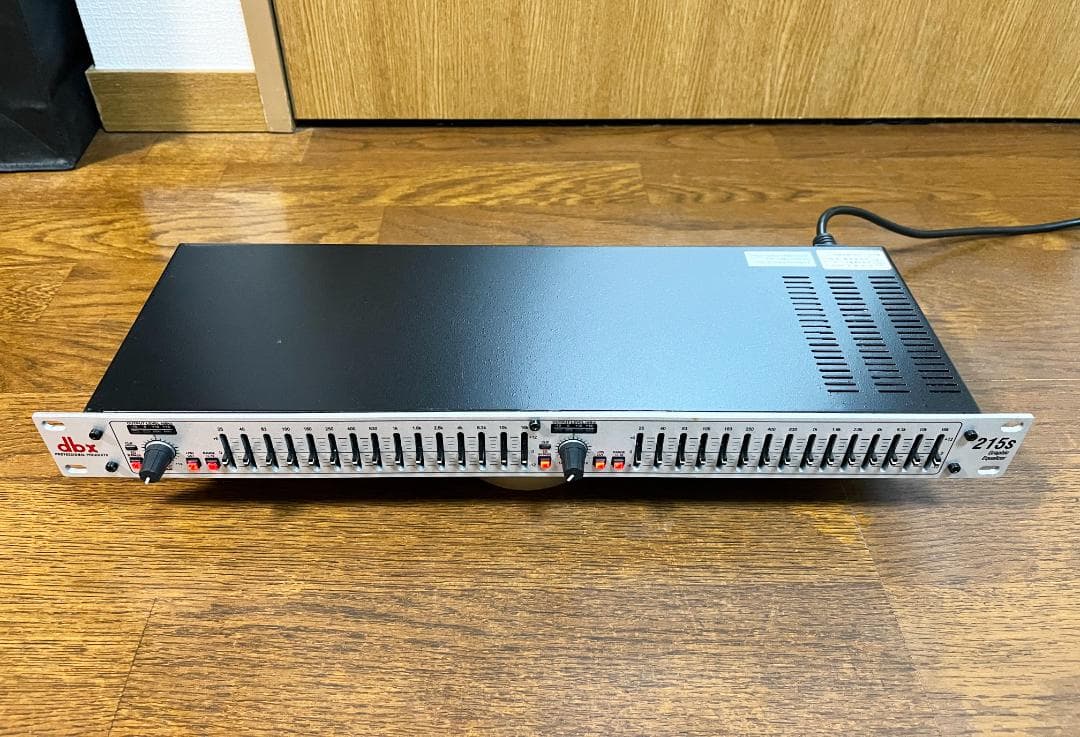 定番 dbx 215S グラフィックイコライザー