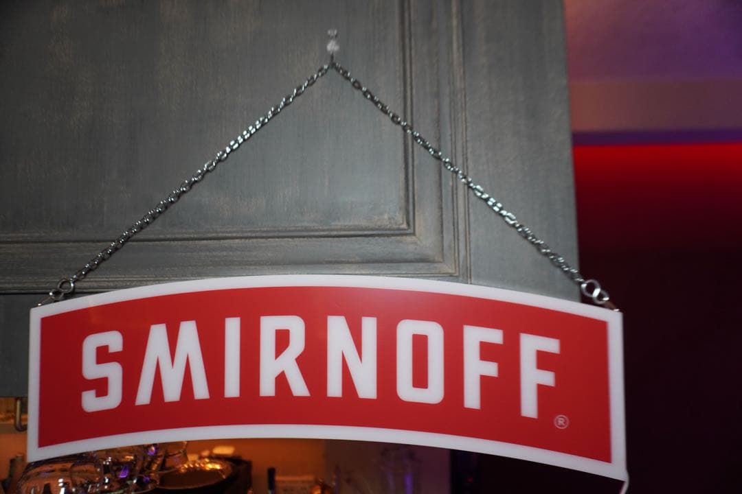 SMIRNOFF LED ネオンサイン 看板　スミノフ 未使用　インテリア照明