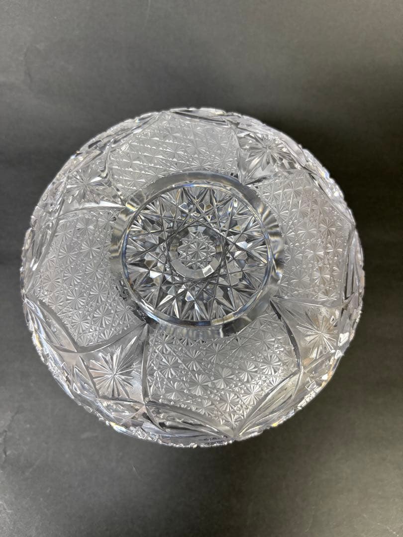 オールドバカラ切子装飾蓋物