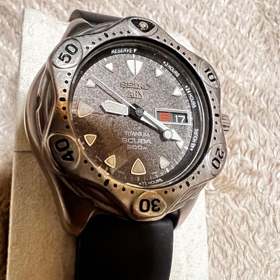 ビンテージ品美品稼働　スキューバ　クォーツダイバー