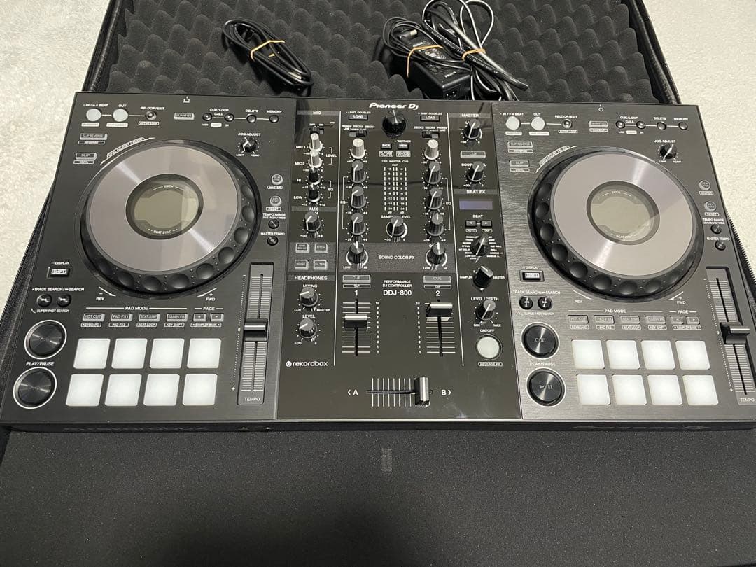 Pioneer DDJ-800 DJコントローラー