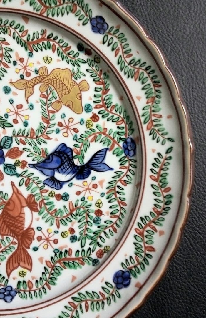 京焼　清水焼　万暦赤絵魚藻紋皿