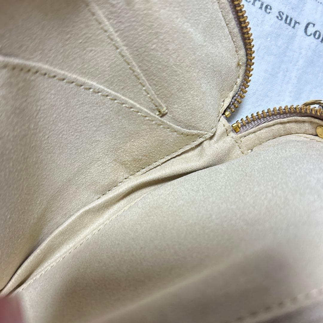 ATAO アタオアミュレット　グレー レザー ショルダーバッグ タッセル付き