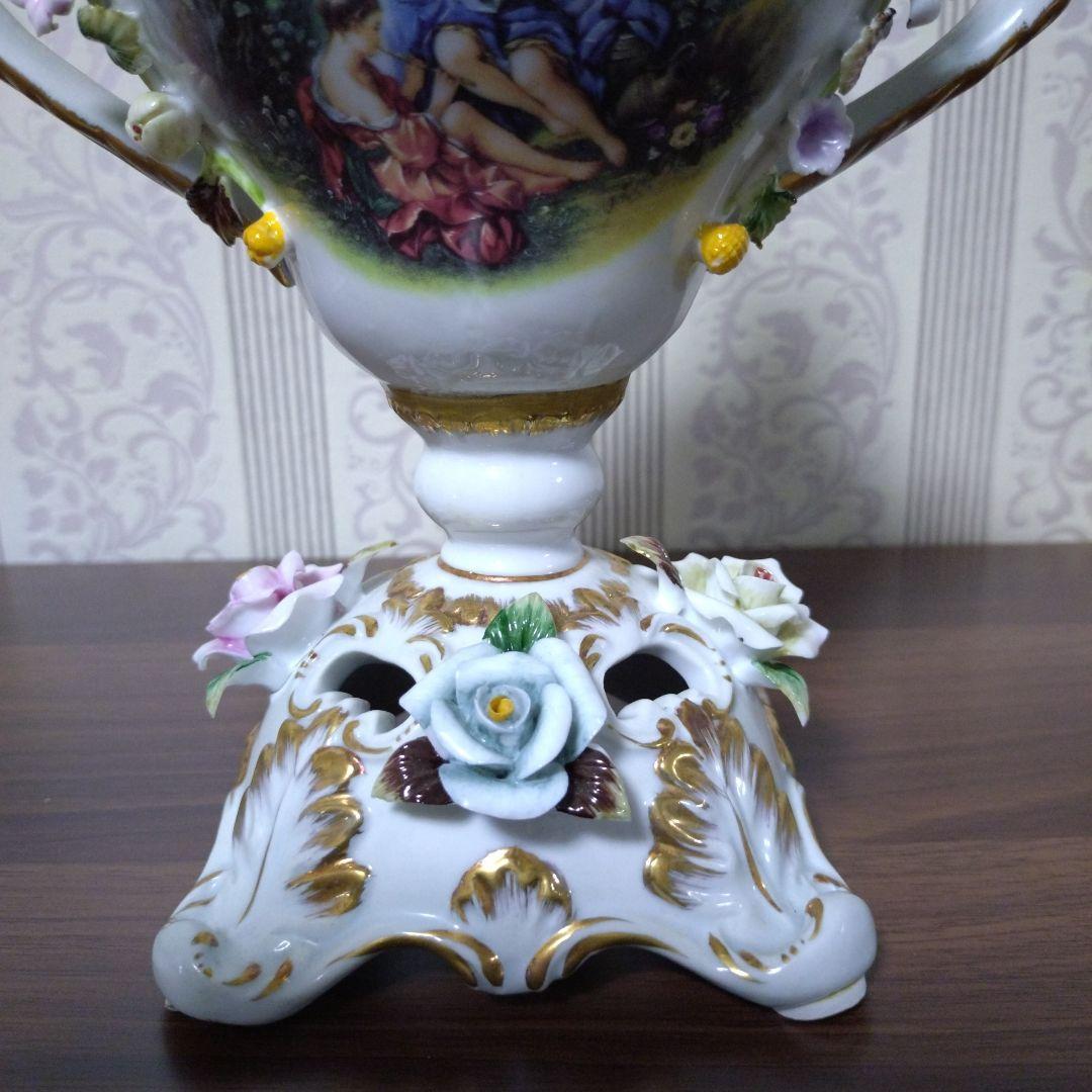 マイセン？装飾的な陶器製アンティーク花瓶