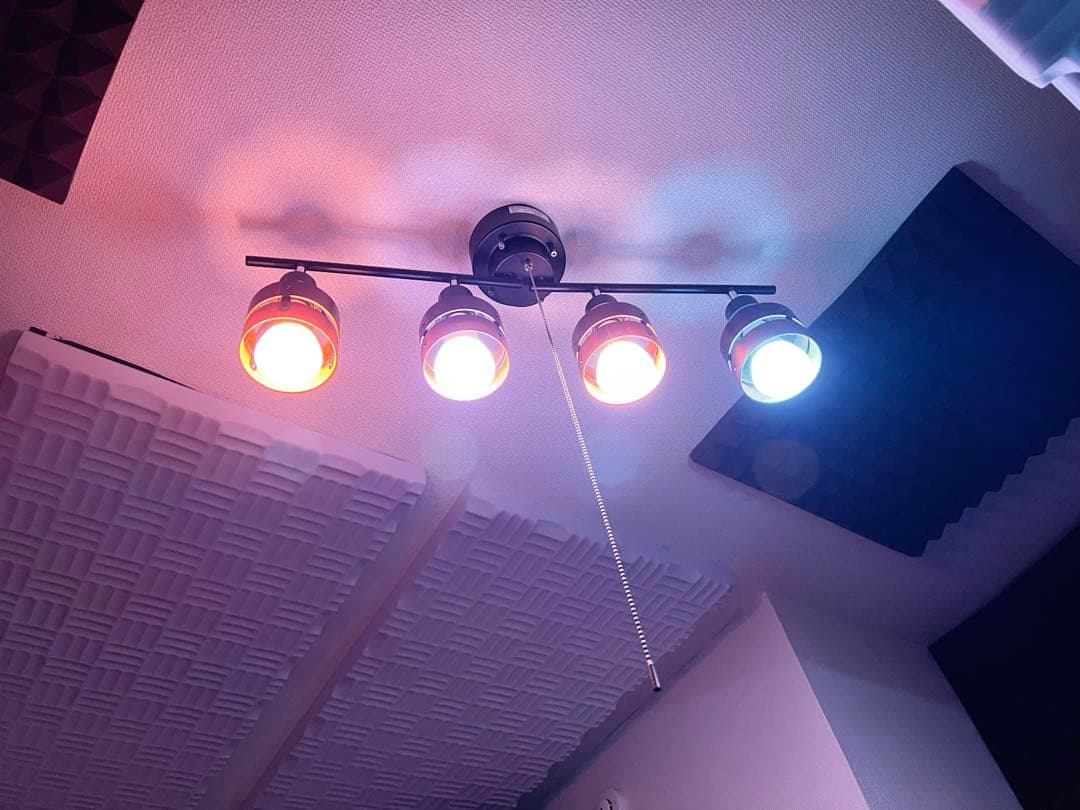 【週末限定】Philips Hue フルカラー LED電球 100W4個セット