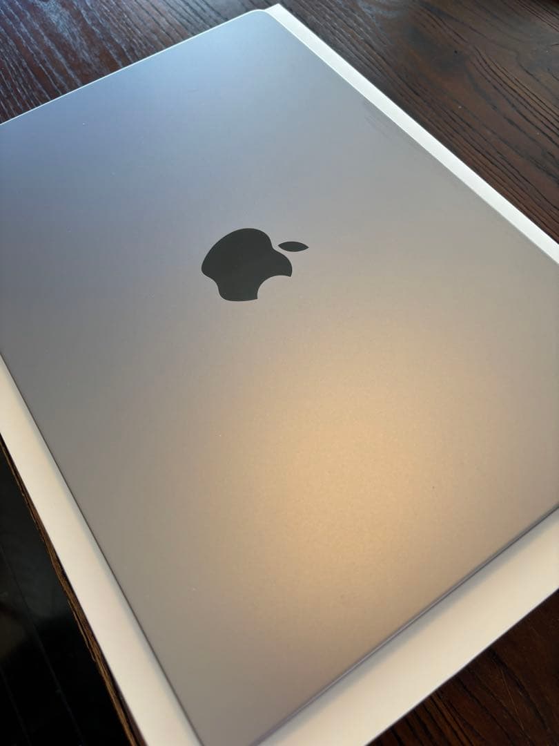 美品 Macbook Pro M1 2021 16GB 14inch 512GB