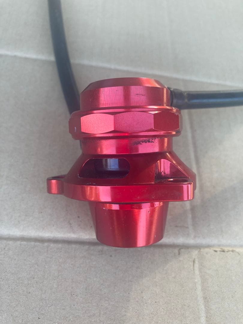 Forge Motorsport ディバーターバルブ レッド