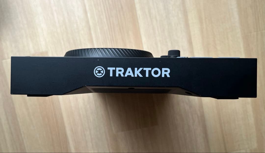 ③TRAKTOR KONTROL S2 MK3 DJコントローラー