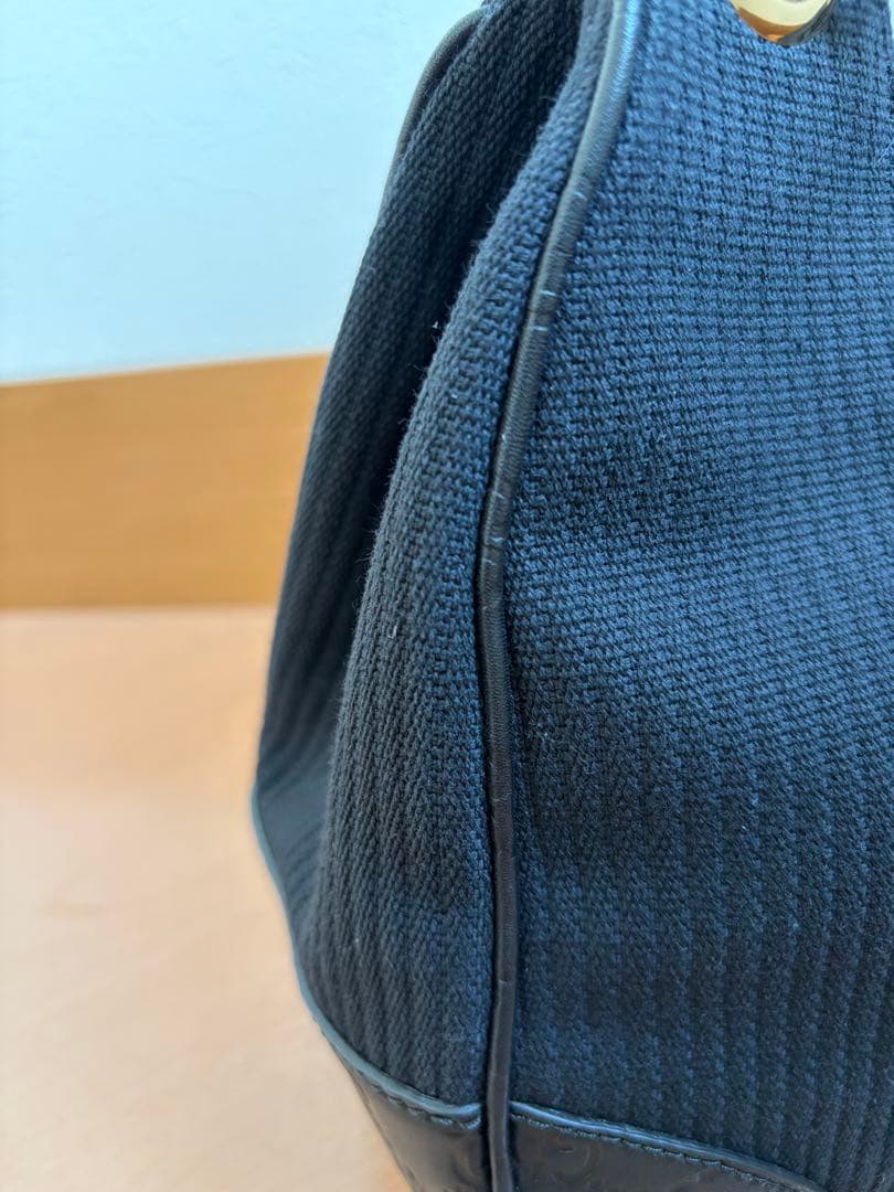 GUCCI ワンショルダー　キャンバス　シマレザー　ショルダーバッグ　ブラック