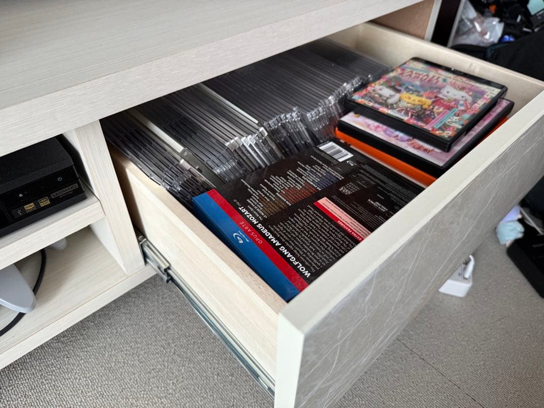 ニトリ　ホワイト　大理石調　テレビボード　テレビ台　幅160cm