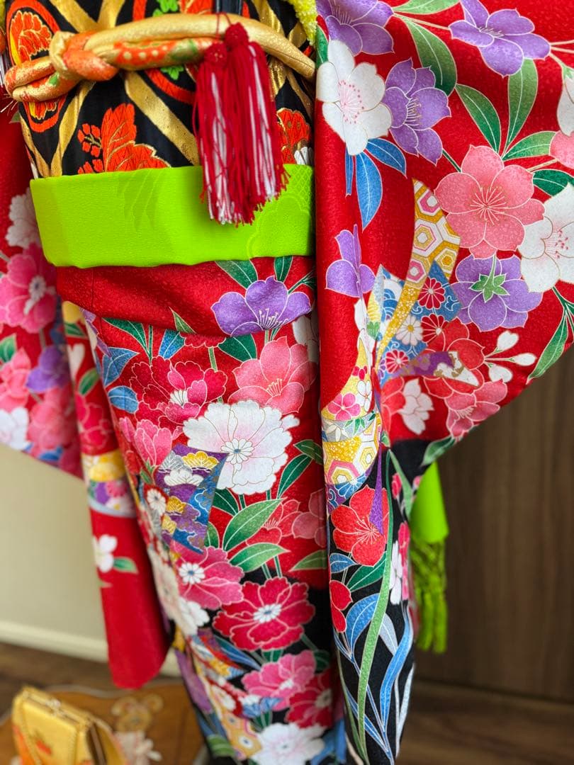 七五三に★赤色着物に熨斗と四季の花々　7歳着物、袋帯のセット