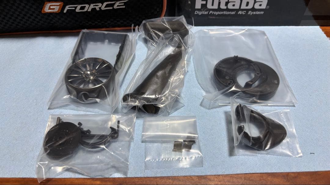 Futaba 10PX ダブルレシーバー プロポバッグ付き