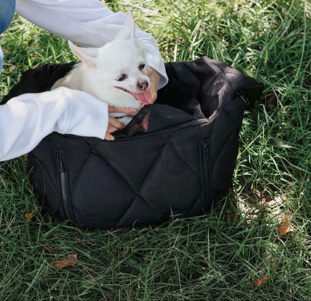 犬キャリーバッグ　新品同様　PUPS & BUBS PANNA HOUSE