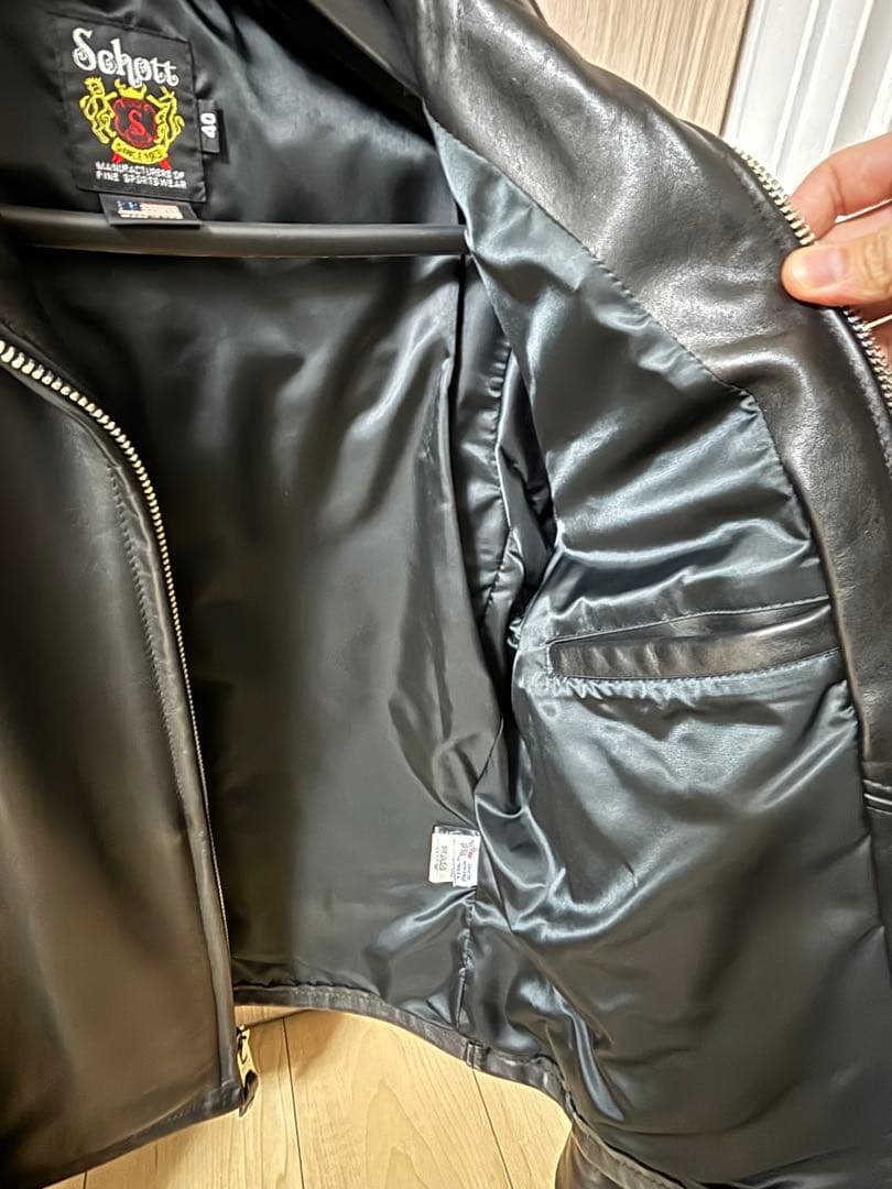 【値下げ】Schott 黒レザーシングルライダース 40