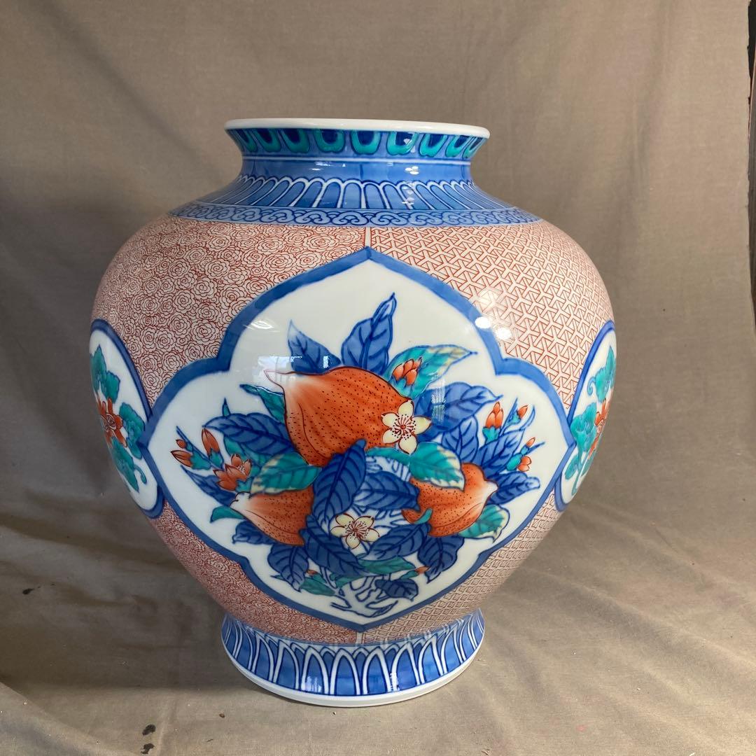 【緒方松右衛門】古伊万里の伝統　名窯　緒方松右衛門作　染錦三方間取桃絵　大花瓶