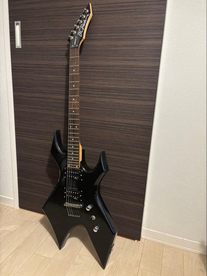 【りょうすけ】エレキギター B.C.Rich