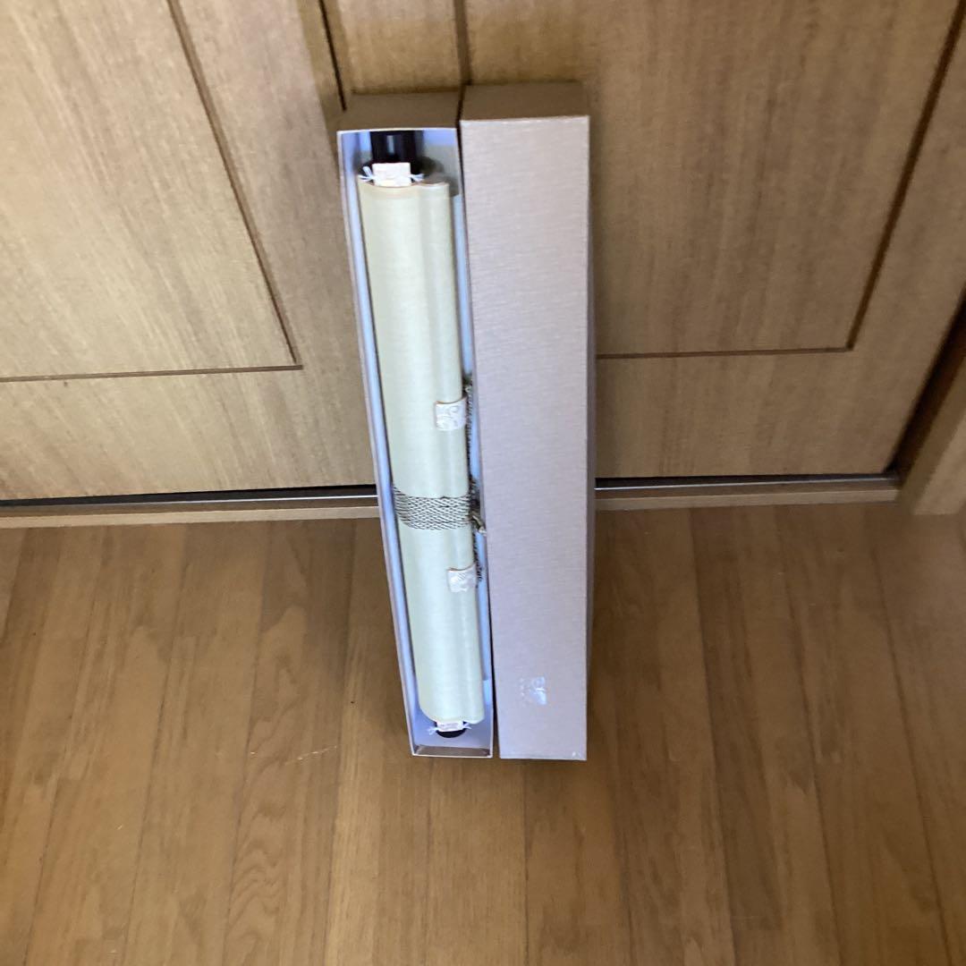 池田桂月筆　酒井抱一写　【4月 牡丹に蝶之図】　絹本掛軸一幅　軸先良品　　454