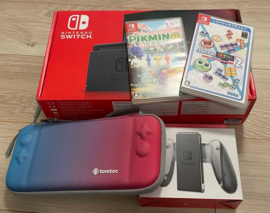 Nintendo Switch + Joy-Con + ポーチ +ソフト2点