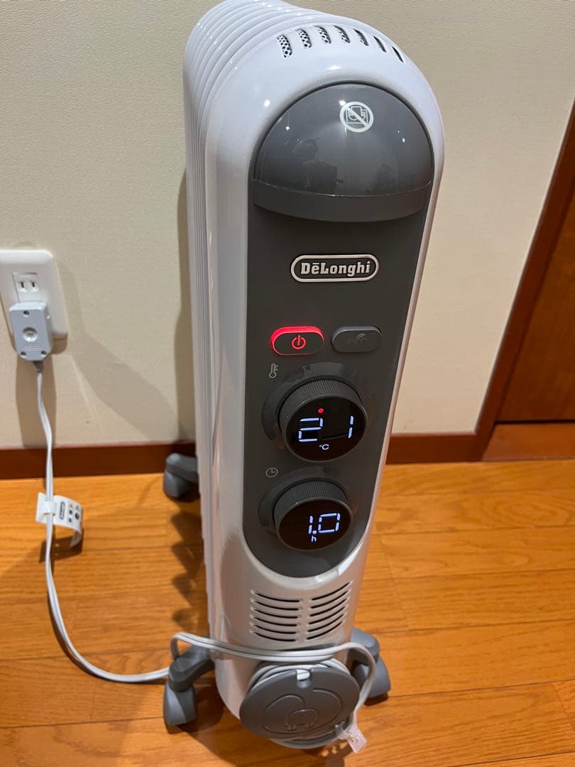 【美品】デロンギ DeLonghi オイルヒーター RHJ45M0912