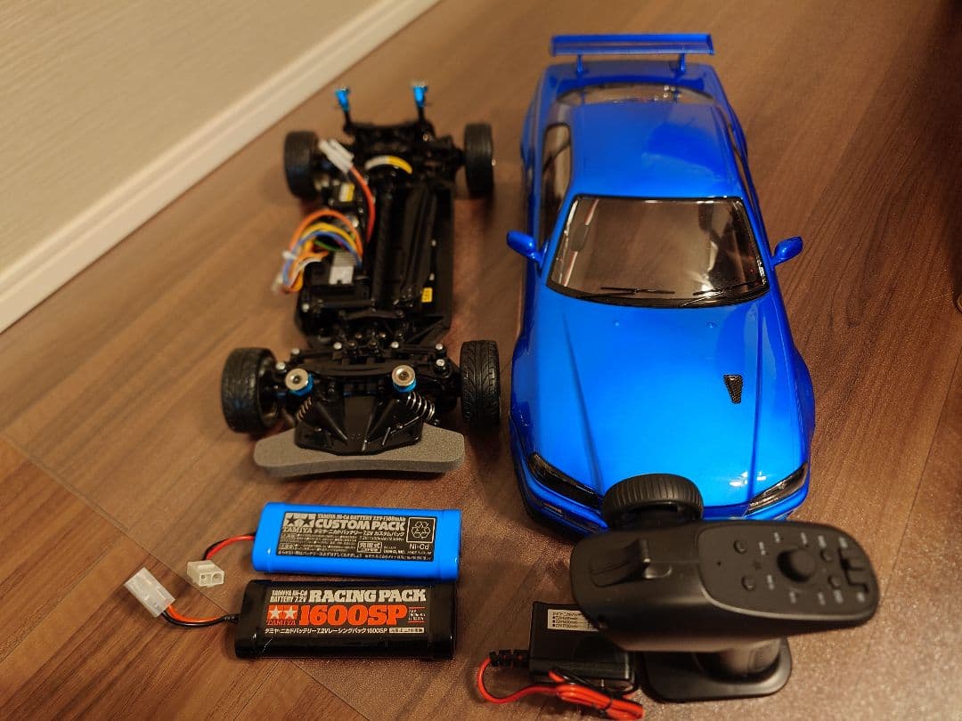 タミヤ TT-02 GT-R R34 ボディ/メカ付