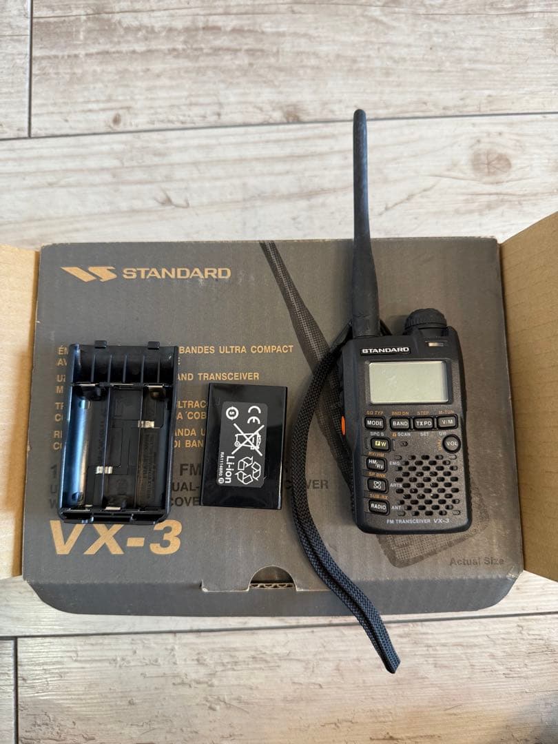 トランシーバー standard VX-3