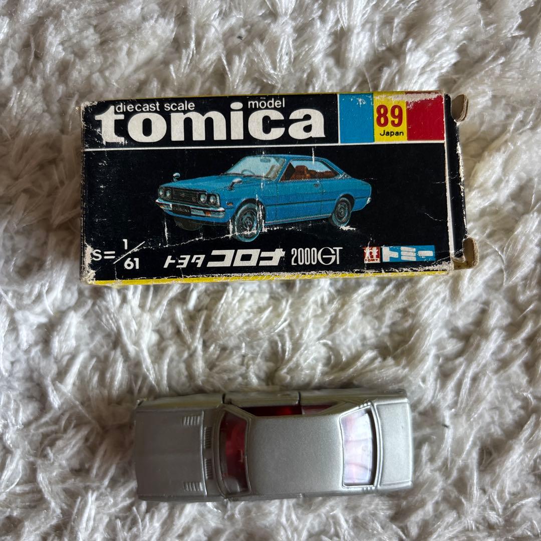 トミカ黒箱89　トヨタ　コロナ　2000GT シルバー