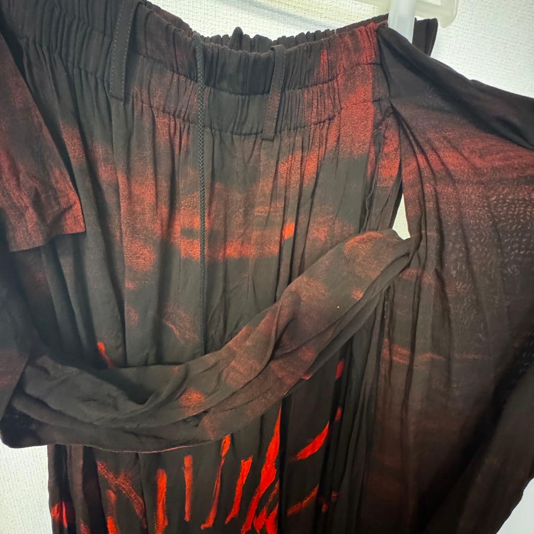 Yohji Yamamoto femme朝倉優佳 ペイントパンツ 赤黒 サンプル