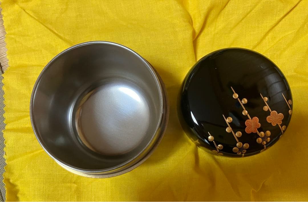 茶道具　槍梅蒔絵　内銀地　大棗　呉藤穣太郎　中古品　1点