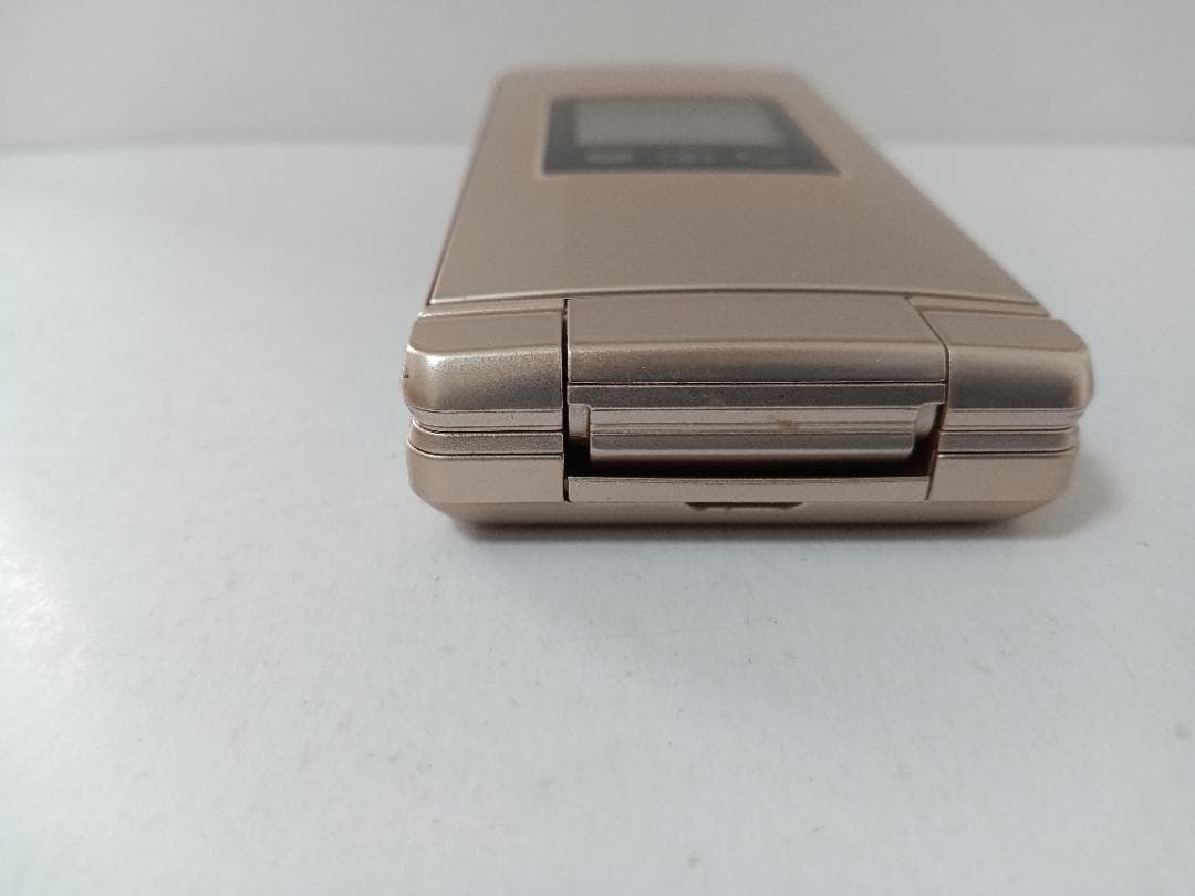 ☆ SoftBank かんたん携帯11 A207SH ゴールド