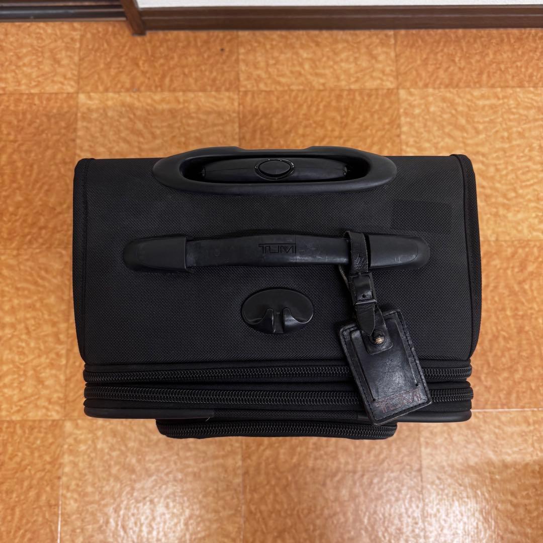 TUMI 22060DH 機内持込みOK4輪キャスター付きスーツケース　トランク