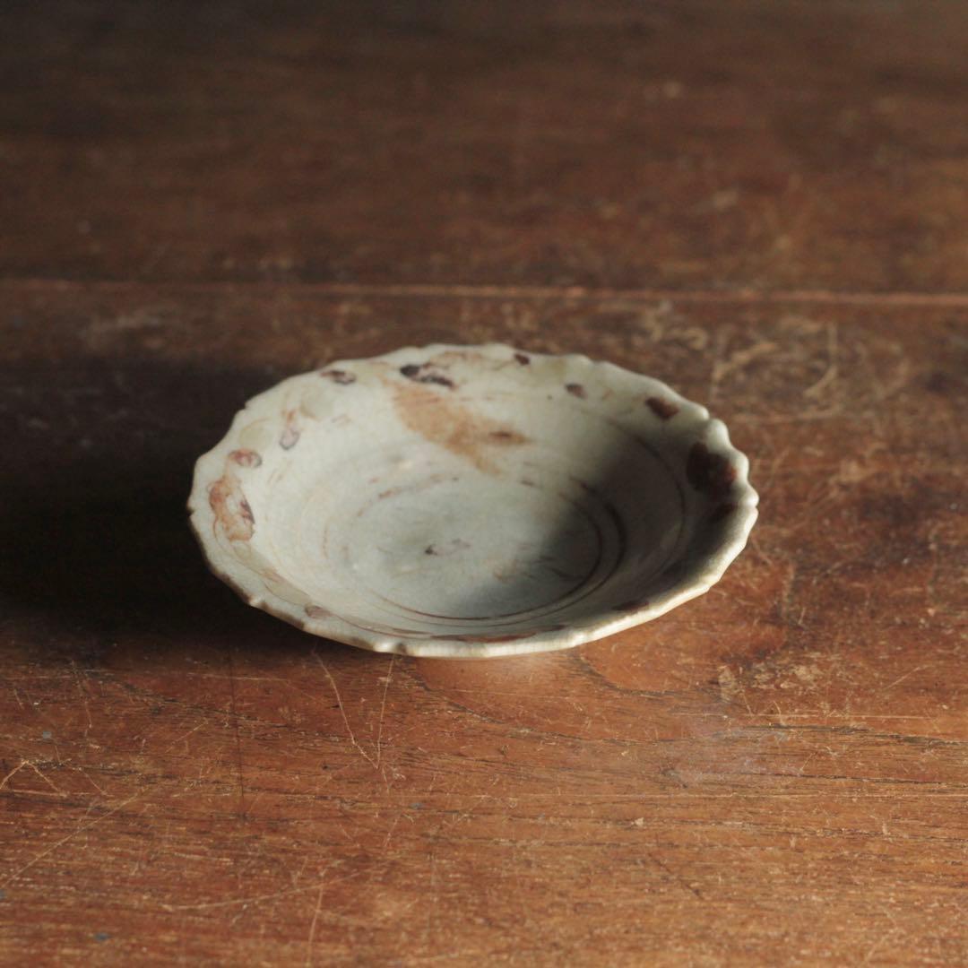 専用 鉄絵 輪花 平盃 小皿 スコタイ 16〜17世紀頃 古美術 古道具