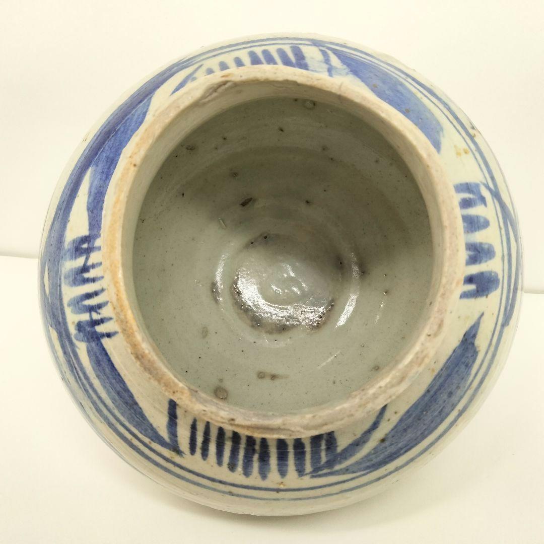 H283  李朝時代 白磁製 草文染付提灯壷 満月壷 高さ13㎝