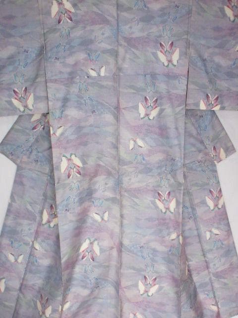 未着用に近い！白大島紬＊都喜エ門＊７マルキ＊本場大島紬＊着物＊１５７ｃｍ＊裄６４