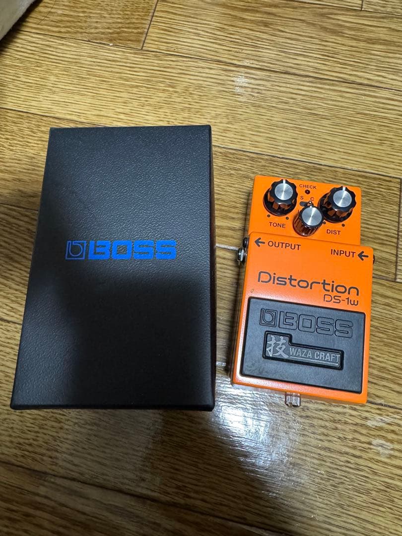 ギター BOSS Distortion DS-1W