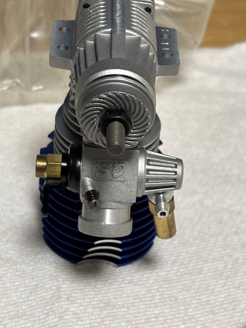 a*n様 O.S. 12TGエンジン 未使用品