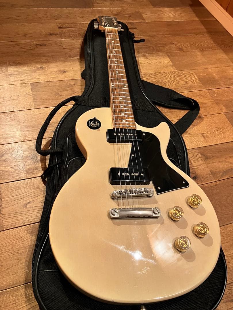 Epiphone Les Paul special クリーム色