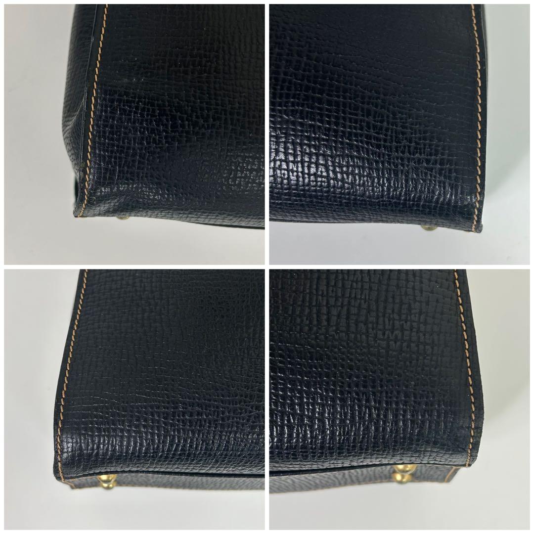 美品 ロエベ レザー ショルダーバッグ ターンロック ロゴ型押し 黒