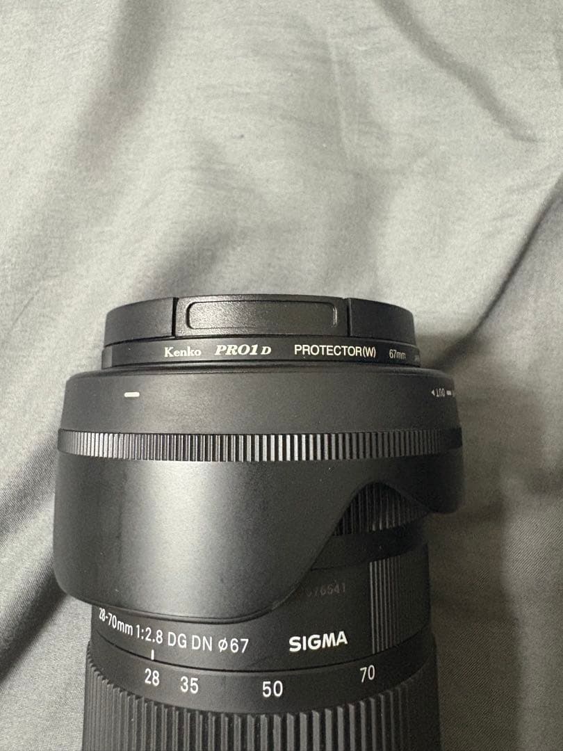 SIGMA 28-70mm f2.8 DG DN ライカLマウント