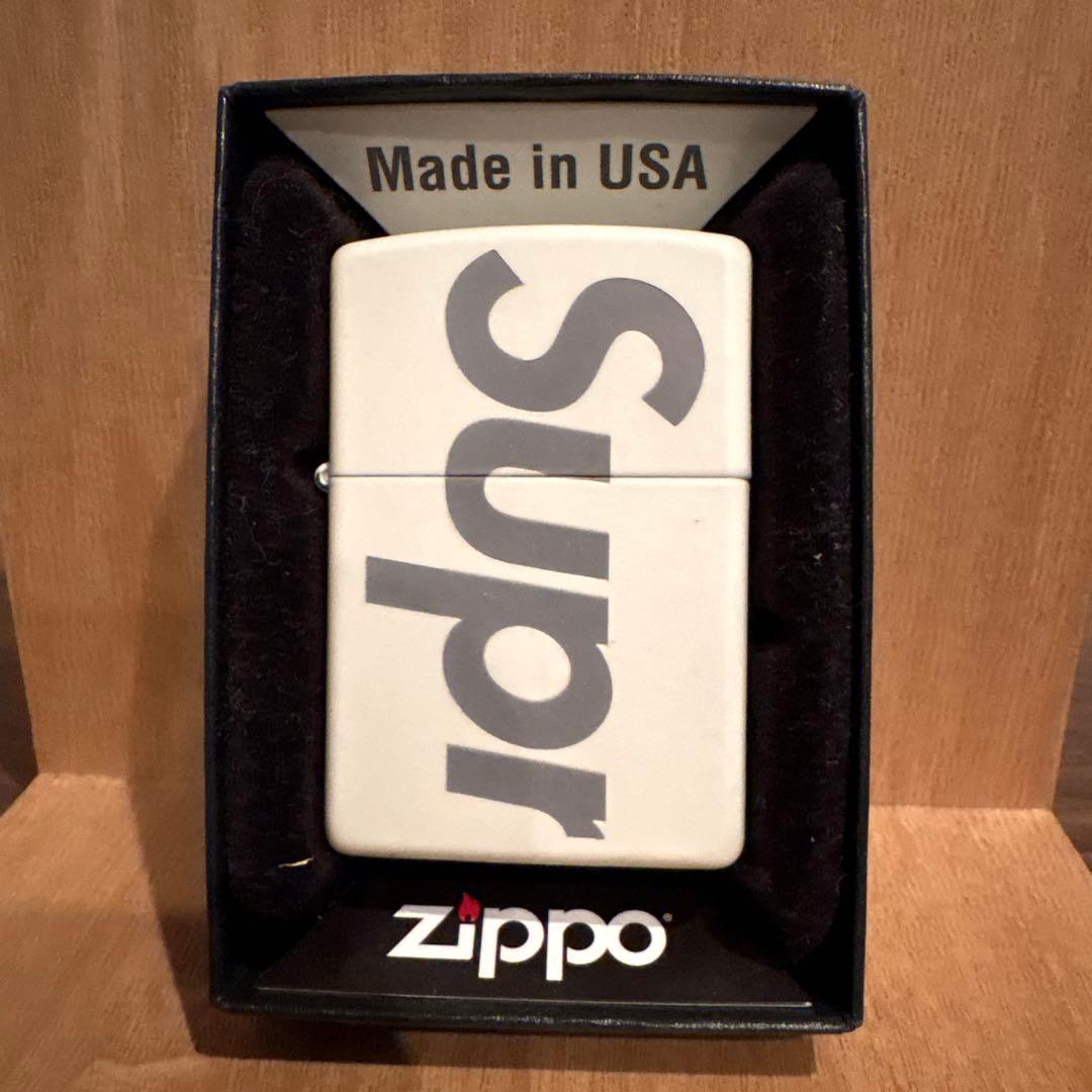 新品　Supreme Glow in the Dark Zippo 20ss