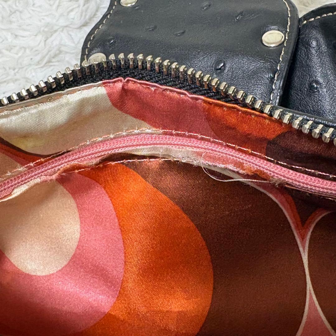 GUESS ゲス　Y2K ショルダーバッグ スタッズ　オーストリッチ型押し