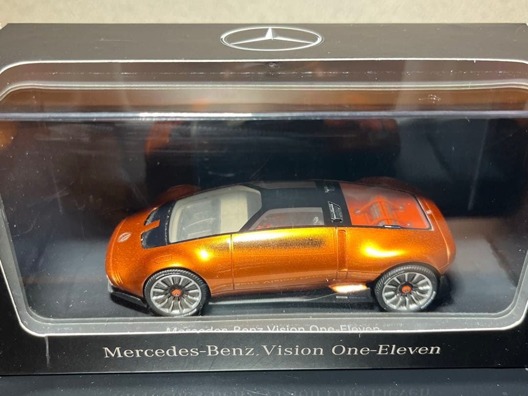 ミニカー 1/43 オートカルト M.ベンツビジョン ワンイレブン 500台限定