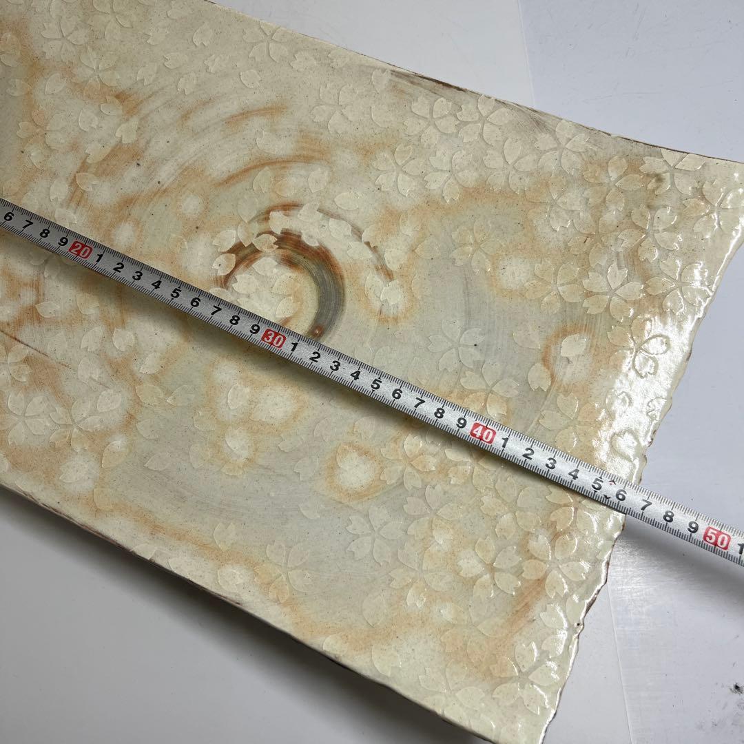 加山哲也作　桜花文組皿　共箱　幅約46㎝　東Y7-1107②