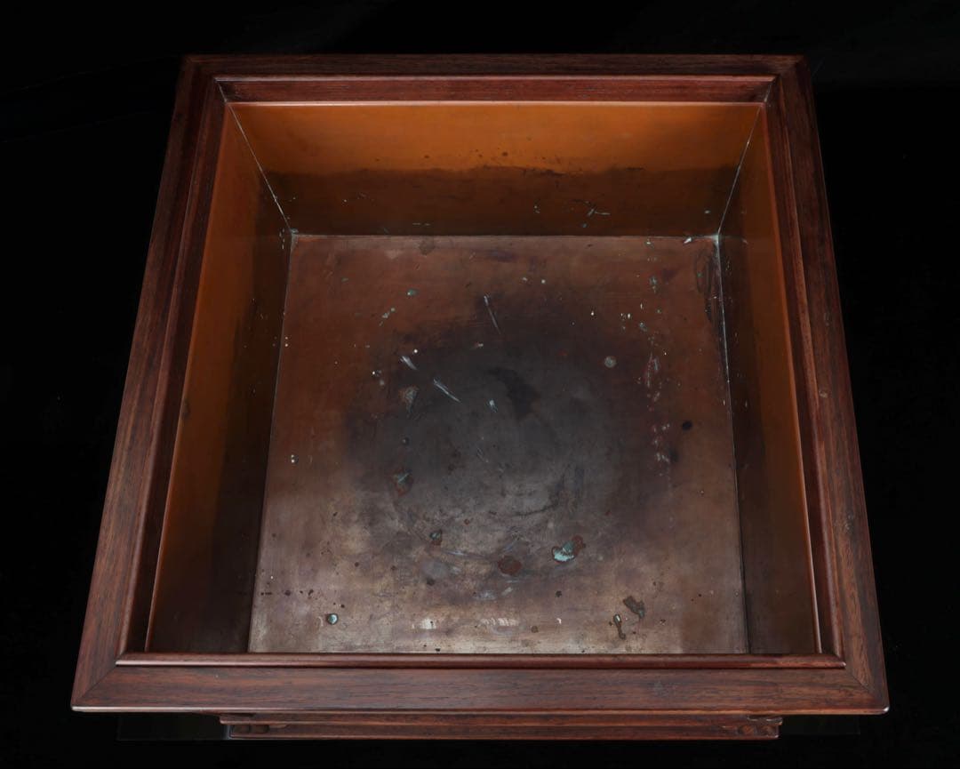 唐木細工師【阿達祥山】 玉葡萄紫檀草飾四方形 火鉢 幅43.5cm 瓶掛 囲炉裏