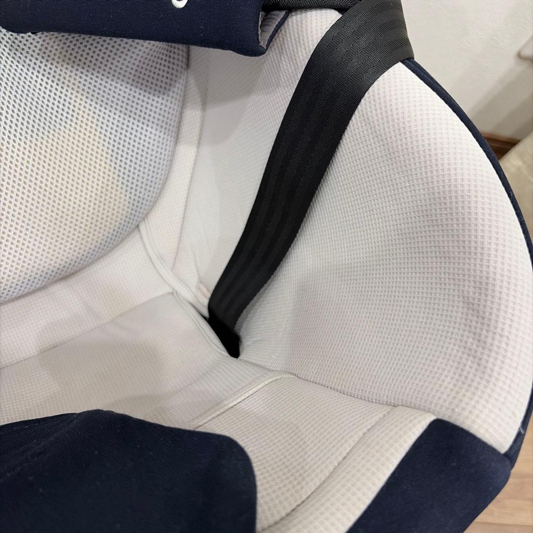 コンビ チャイルドシート クルムーヴスマート　ISOFIX CG-UIG