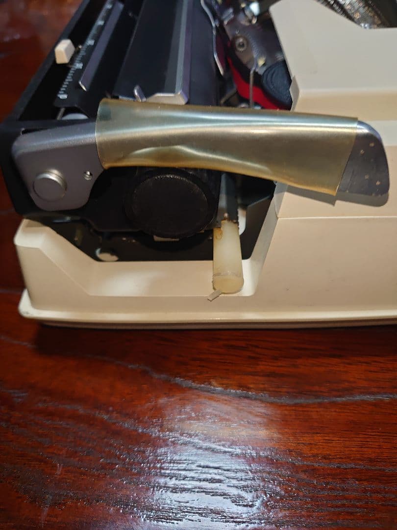 Brother Young Elite タイプライター