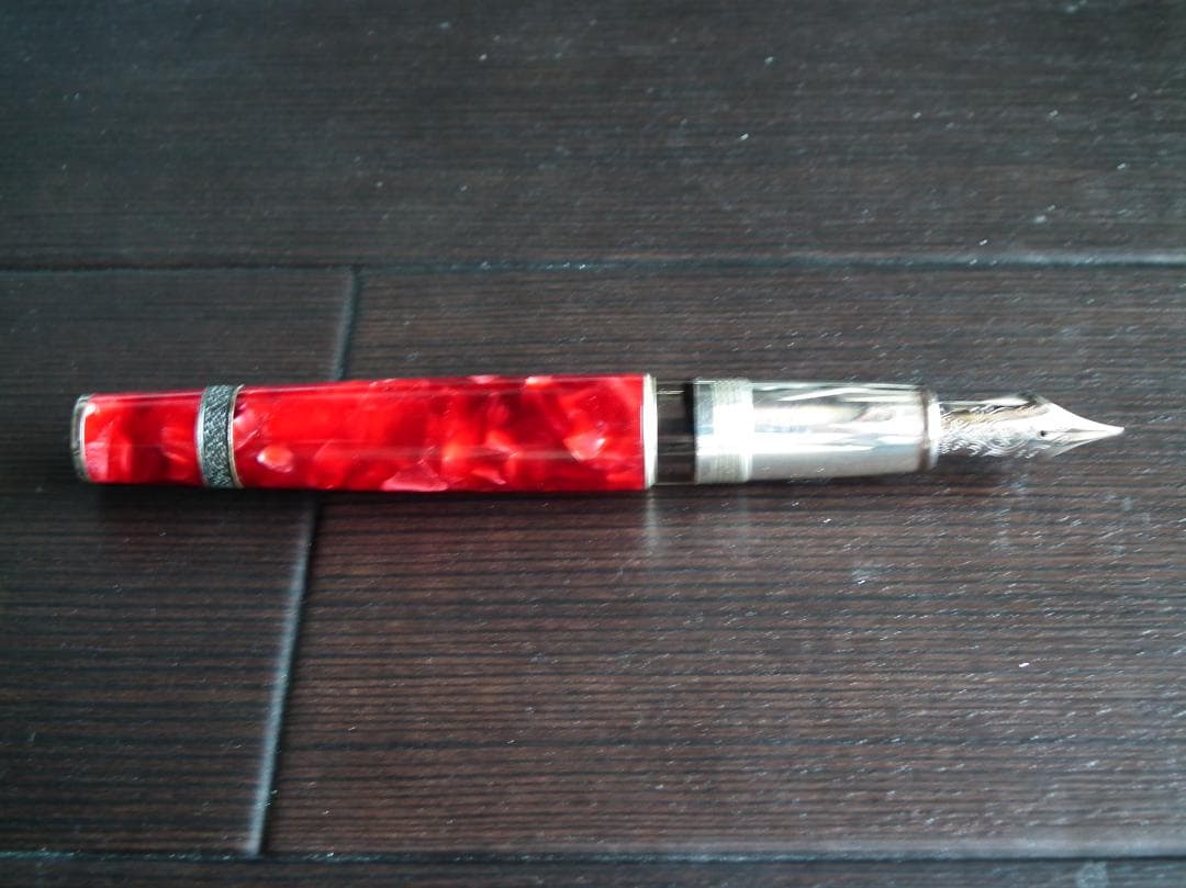 AURORAアウロラ　85周年記念万年筆レッド